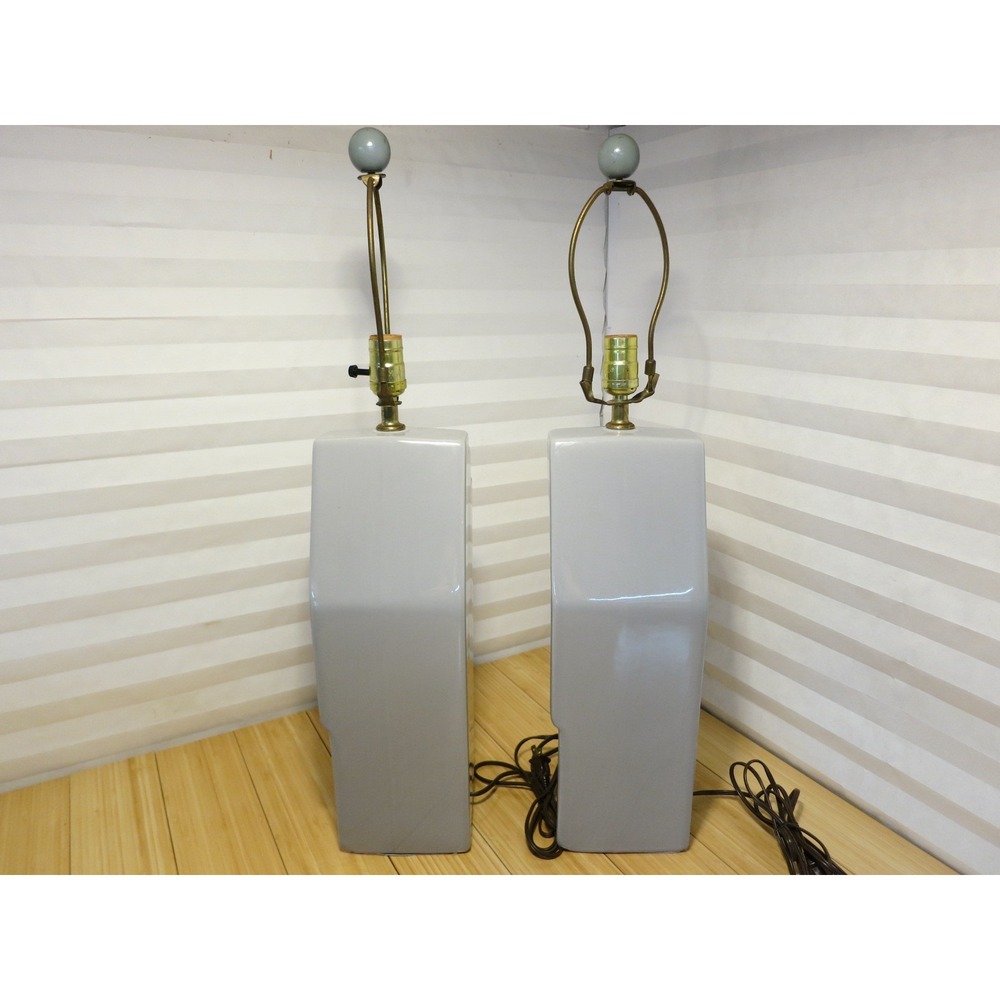 Vintage 1988 Harris Lamps Gray Geometric Modern 3-Stage Step Lamps (Set of 2) - Picture 4 of 12